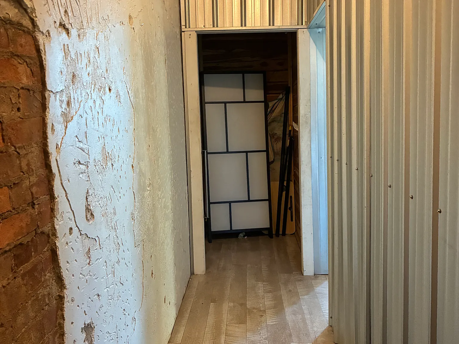 Studio, $850 — Photo 3