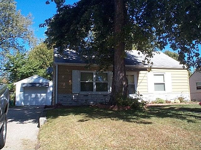 1st image of 4714 Woodend Ave