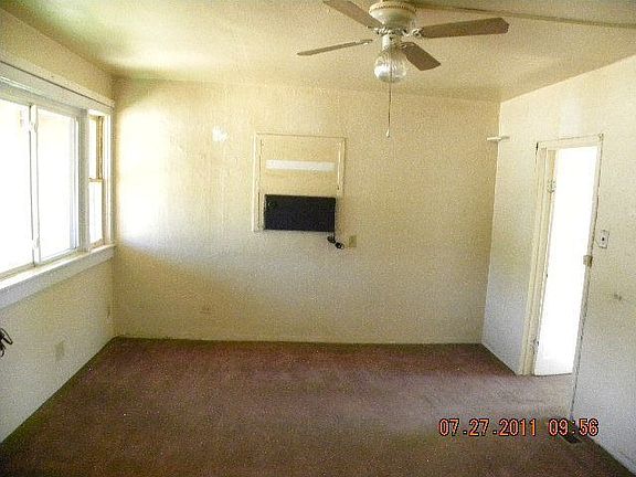 3rd image of 1826 E 13th St