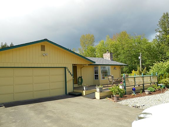 3rd image of 11505 Brian Ln NE