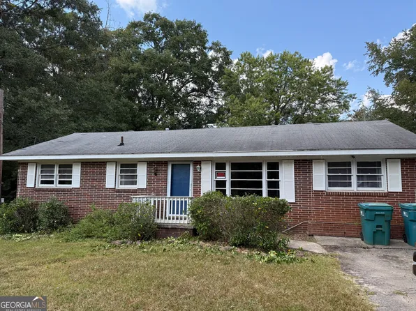 1065 Nelson St, Jackson, GA 30233