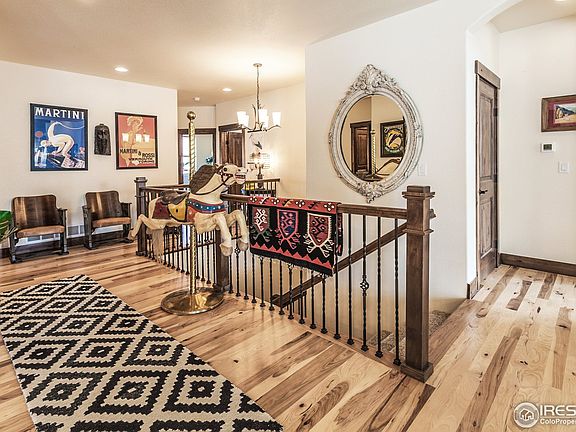 5th image of 6041 Carmon Dr