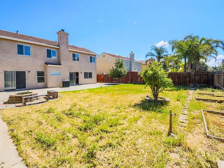 2193 Misquez Ln — Photo 24