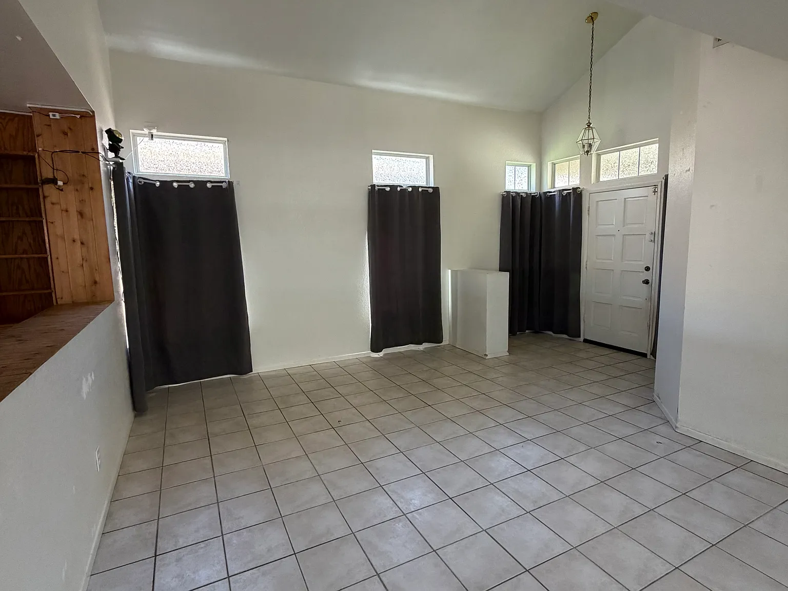 3 bed, 2.5 bath, 1707 sqft, $3,095 — Photo 4