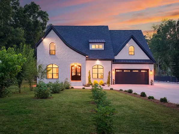 6905 W Duncan Rd, Indian Trail, NC 28079