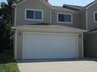 820 Whitetail Ct, Junction City, KS 66441