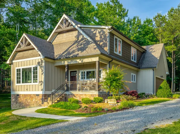 4500 Raulston Falls Rd, Sequatchie, TN 37347