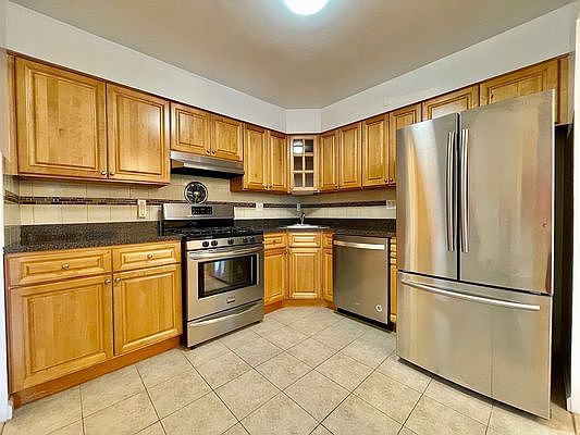 2nd image of 23-39 37th St