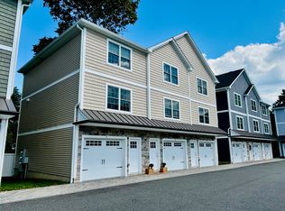 328 Meadowside Rd #A, Milford, CT 06460