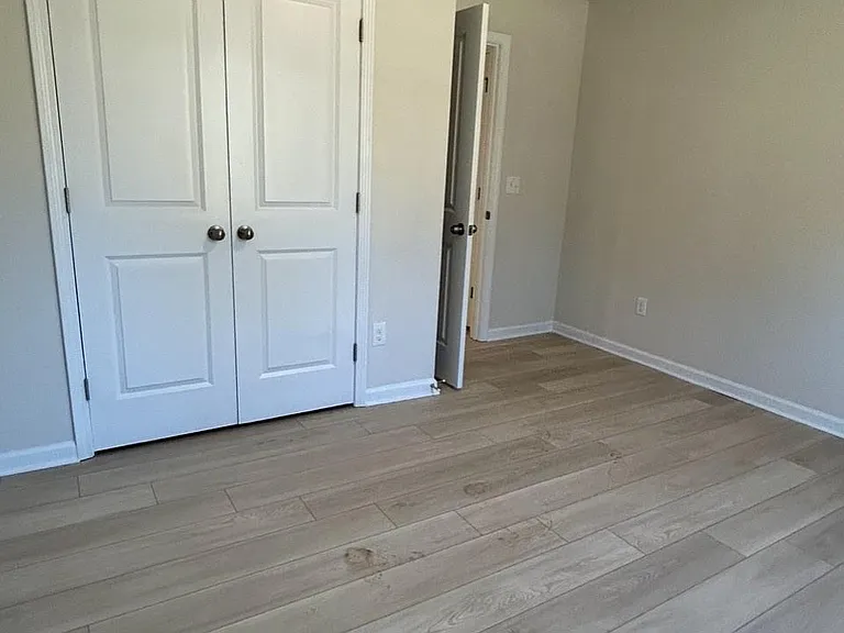 2533 Trollinger Dr — Photo 10