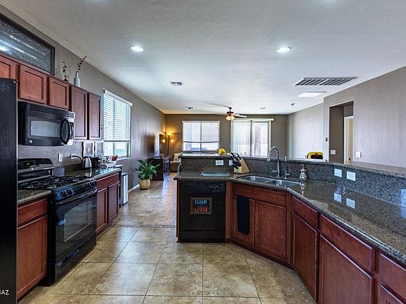 3rd image of 13920 N Swift Spear Dr