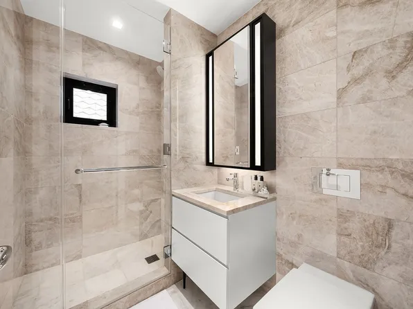 11 Beach Street image 17 of 22