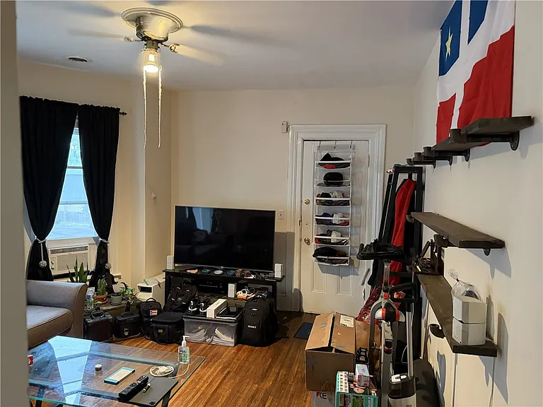 60 Rowley St #2 — Photo 12