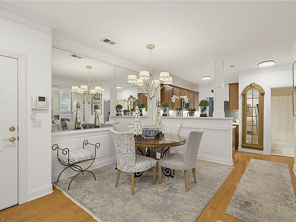 4th image of 524 College Rd APT 204