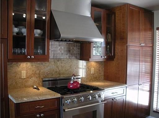 4th image of 3015 NE 58th St
