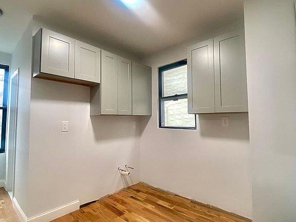 4th image of 1421 Needham Ave Floor 1
