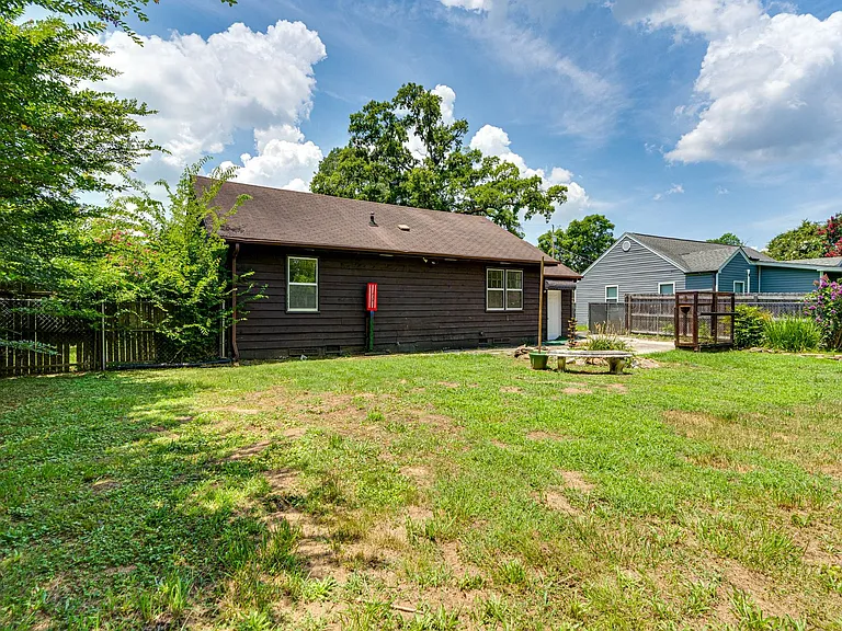 1604 Truman Ave — Photo 25