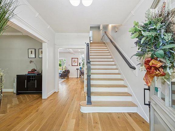 2nd image of 4926 Pine Garden Drive