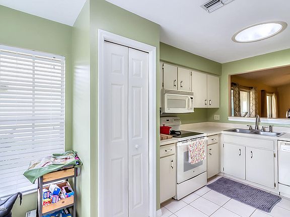 5th image of 4602 Barnacle Dr