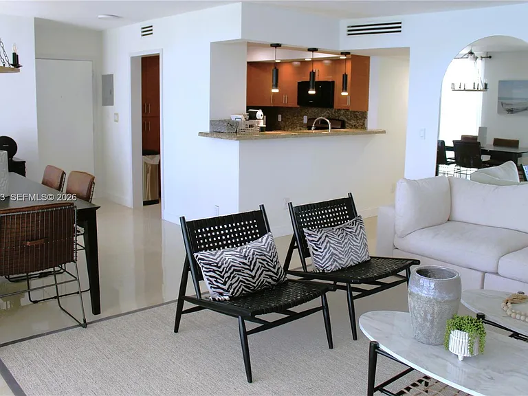 2030 S Ocean Dr #821 — Photo 9
