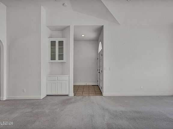 5th image of 1172 Country Club Dr