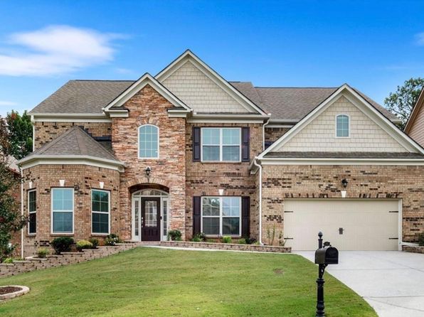1055 Walters Cir