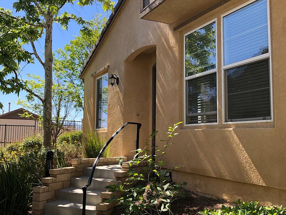 1st image of 28318 Camino Del Arte Dr