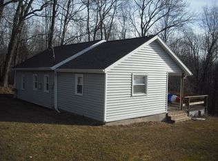 7890 Dream Isle Dr NE, Belding, MI 48809