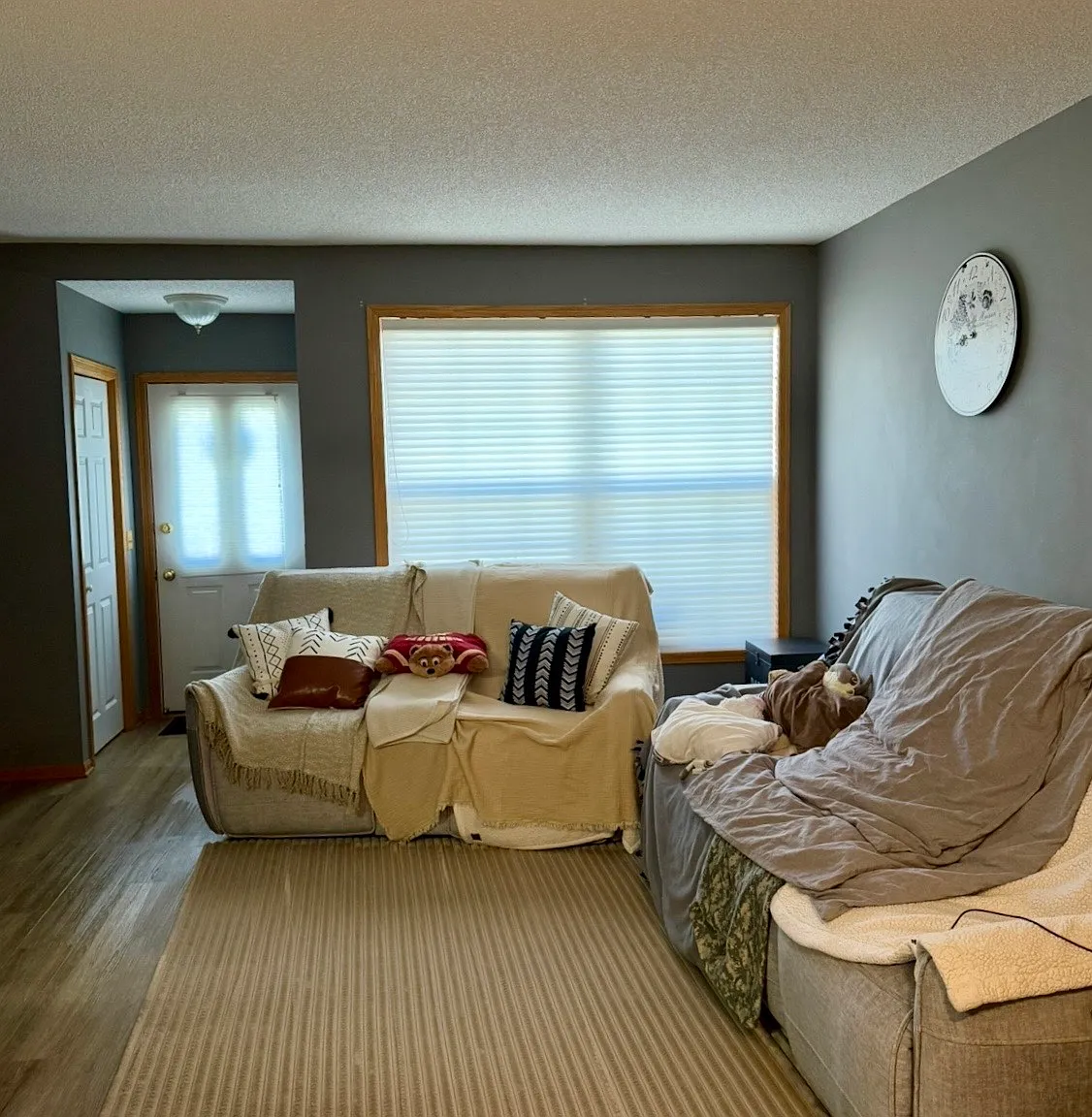 2 bed, 1234 sqft, $1,920 — Photo 3