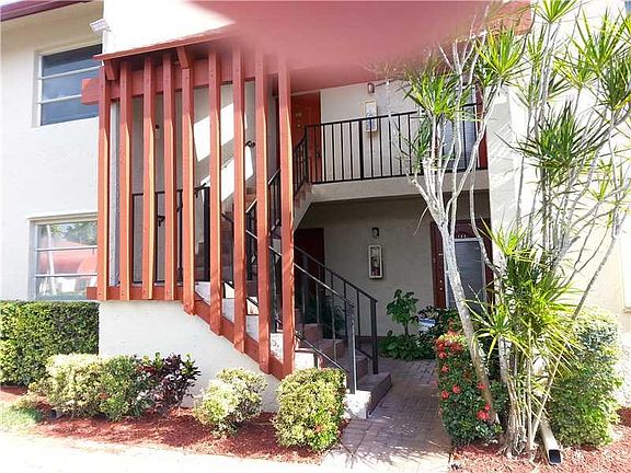 2nd image of 6550 Oriole Boulevard #6550