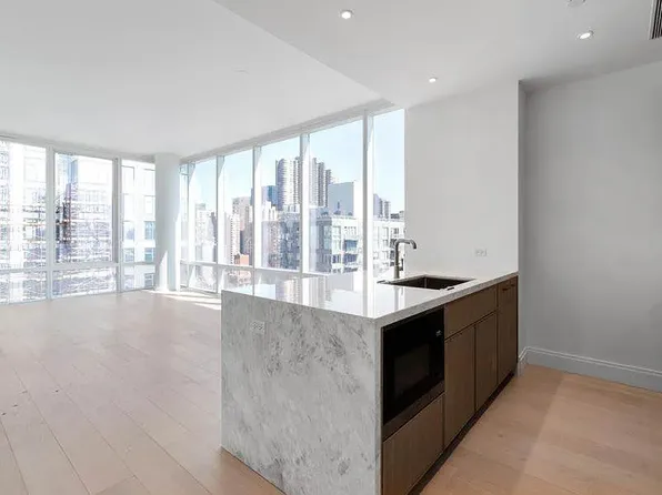 501 3rd Ave, New York, NY