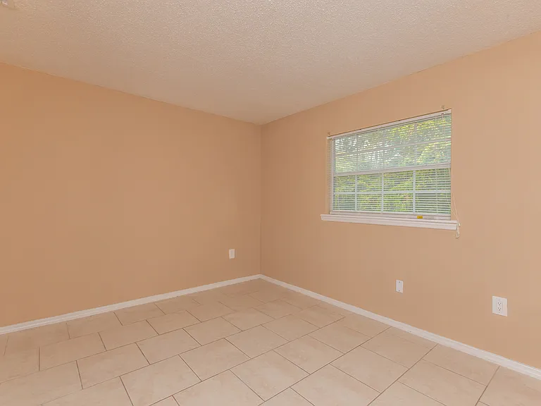 Serenity Apartments — Photo 43