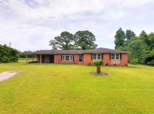 124 Howell Rd, Hubert, NC 28539