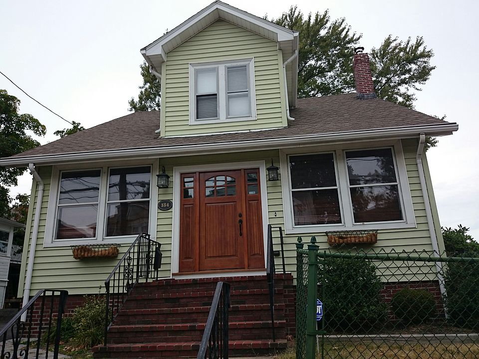 1st image of 184 Milton St