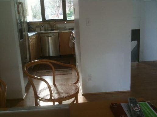 Main level - Kitchen
