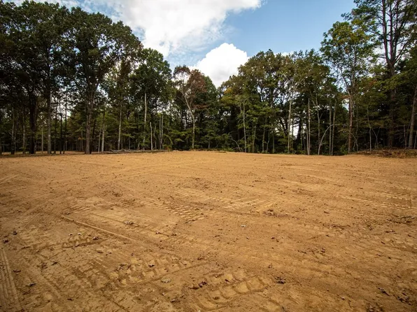 Bateman Rd, Moscow, TN 38057