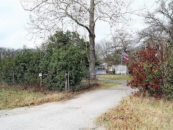 3rd image of 6912 State Highway 7 W