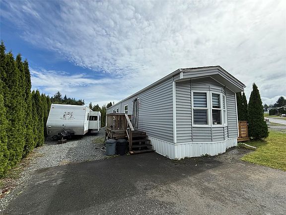 2nd image of 5250 Beaver Harbour Rd #62