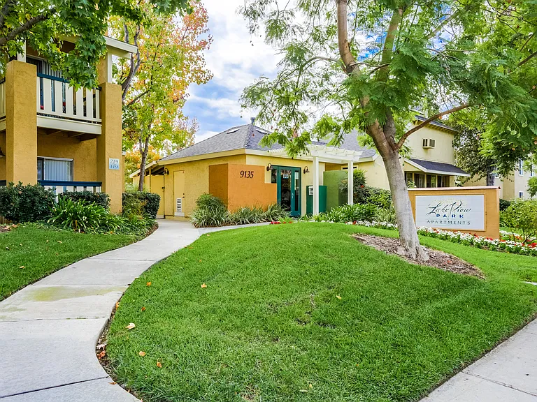 Welcome home to Lake View Park! — Photo 19