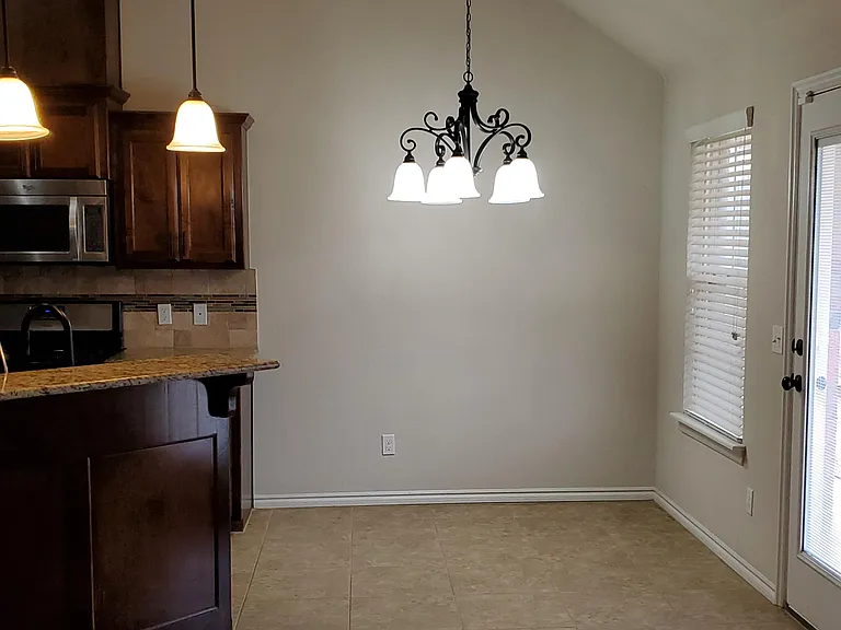 16113 Juliet Dr — Photo 12