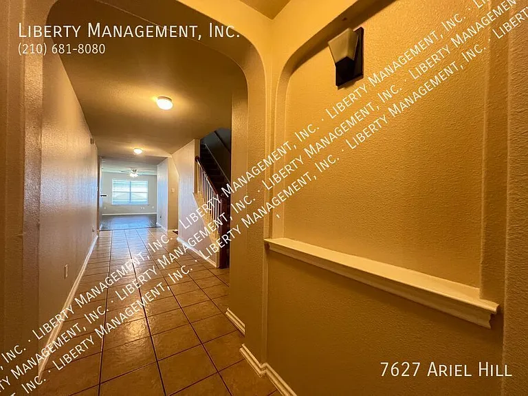7627 Ariel Hl — Photo 3