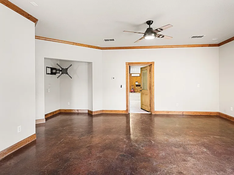 9640 Houston Hill Rd — Photo 11