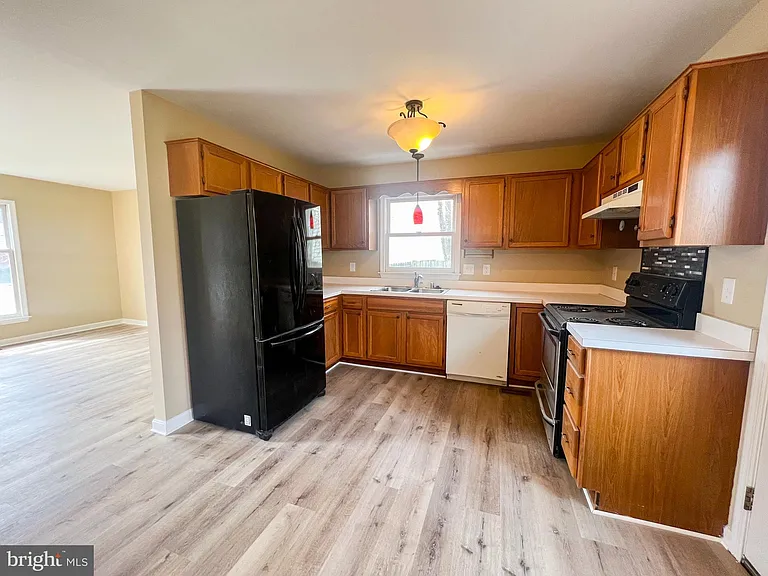 26 Byrd Ave — Photo 8