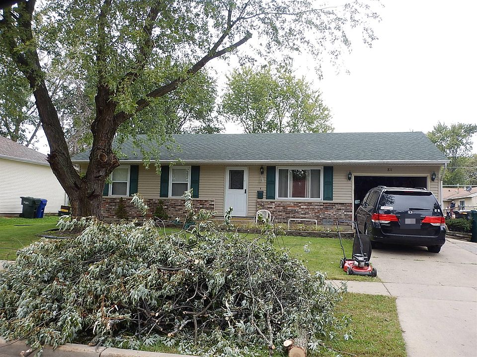 1st image of 811 Hayward Ave