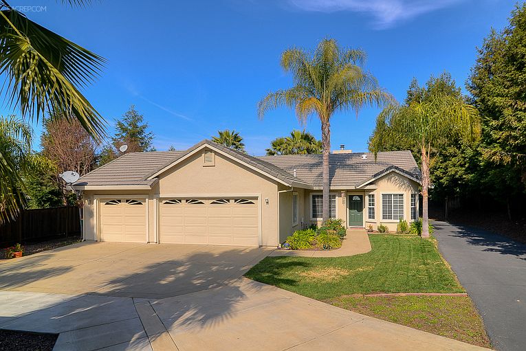2563 Shadowfax Lane -MLS-3_02172016