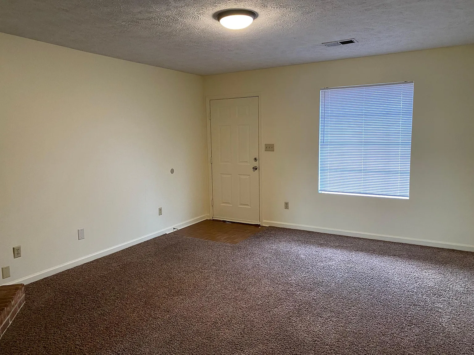 2 bed, 1008 sqft, $1,225 — Photo 3