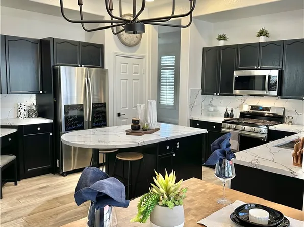 20 Chateau Whistler Ct, Las Vegas, NV 89148