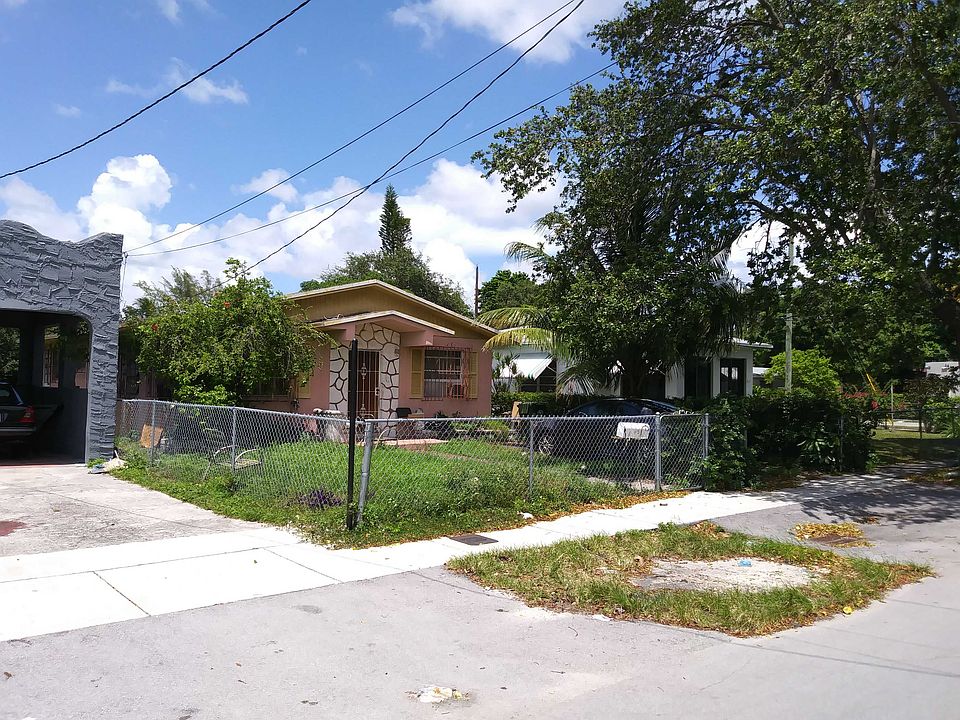 2nd image of 615 NW 69th St