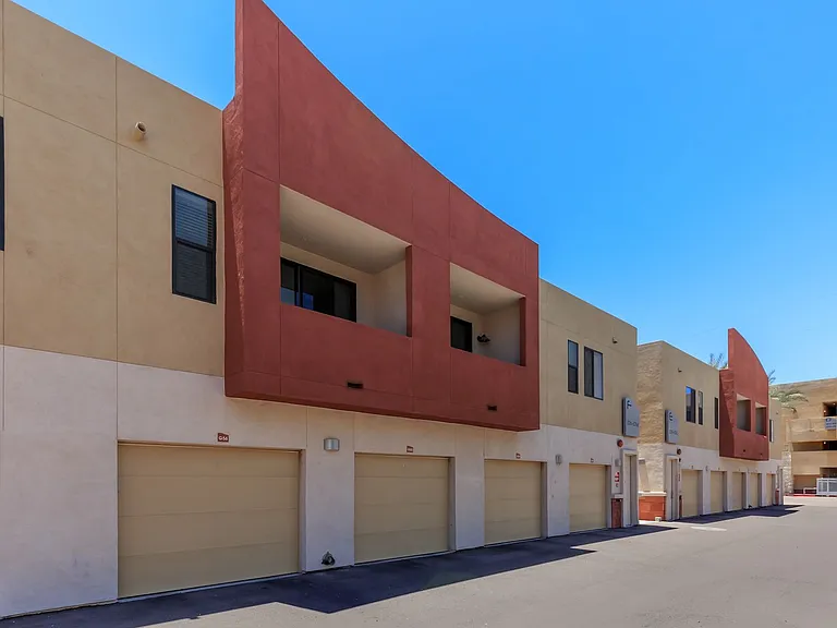 Las Aguas Apartments — Photo 13