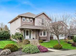 1272 Noel Ave, Comox, BC V9M 4A3